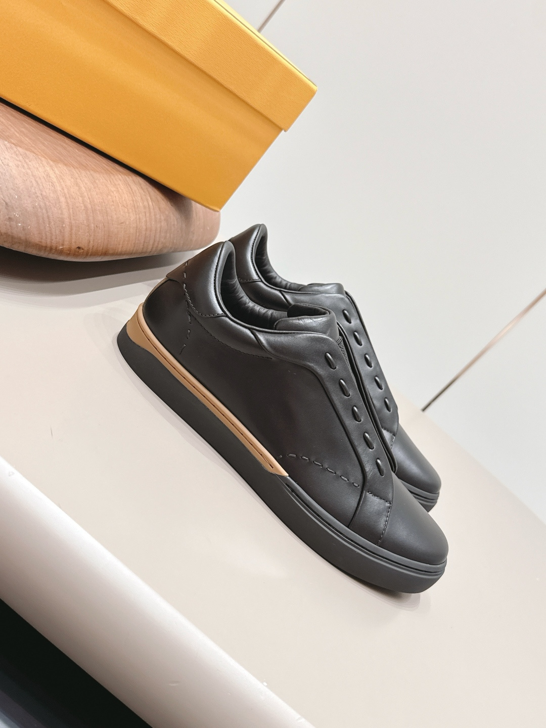 Fendi Sneakers