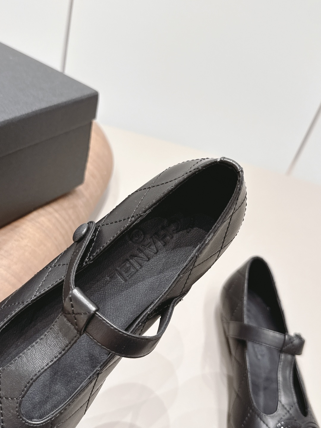 Chanel Classic Luxury Leather Shoe Loafer Ref.5715B1BB 7