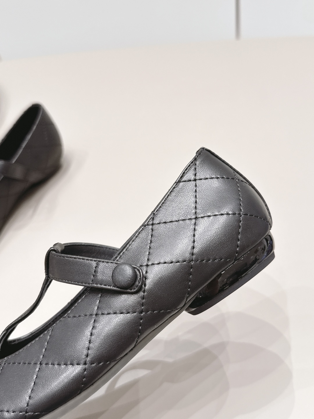 Chanel Classic Luxury Leather Shoe Loafer Ref.5715B1BB 8
