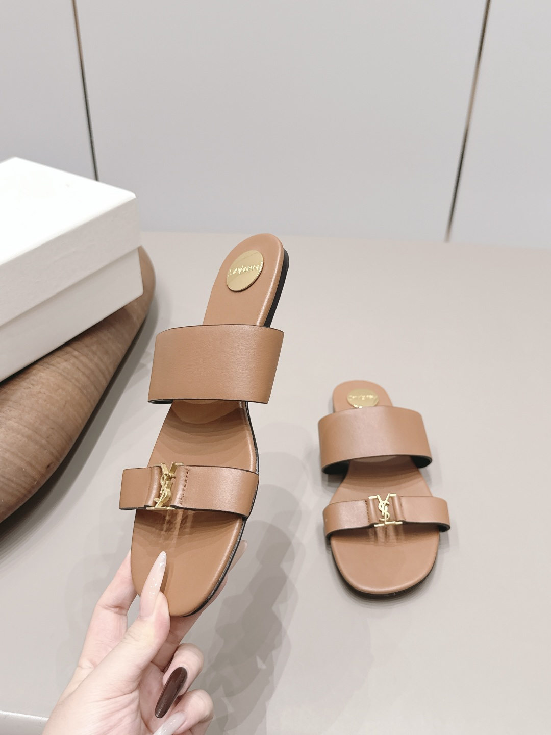 Designer Slides