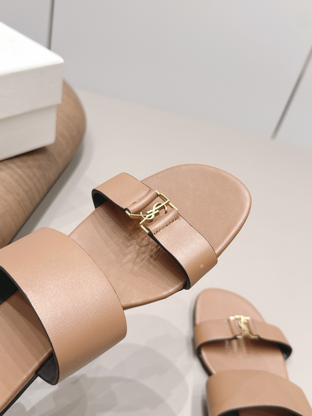 Designer Slides