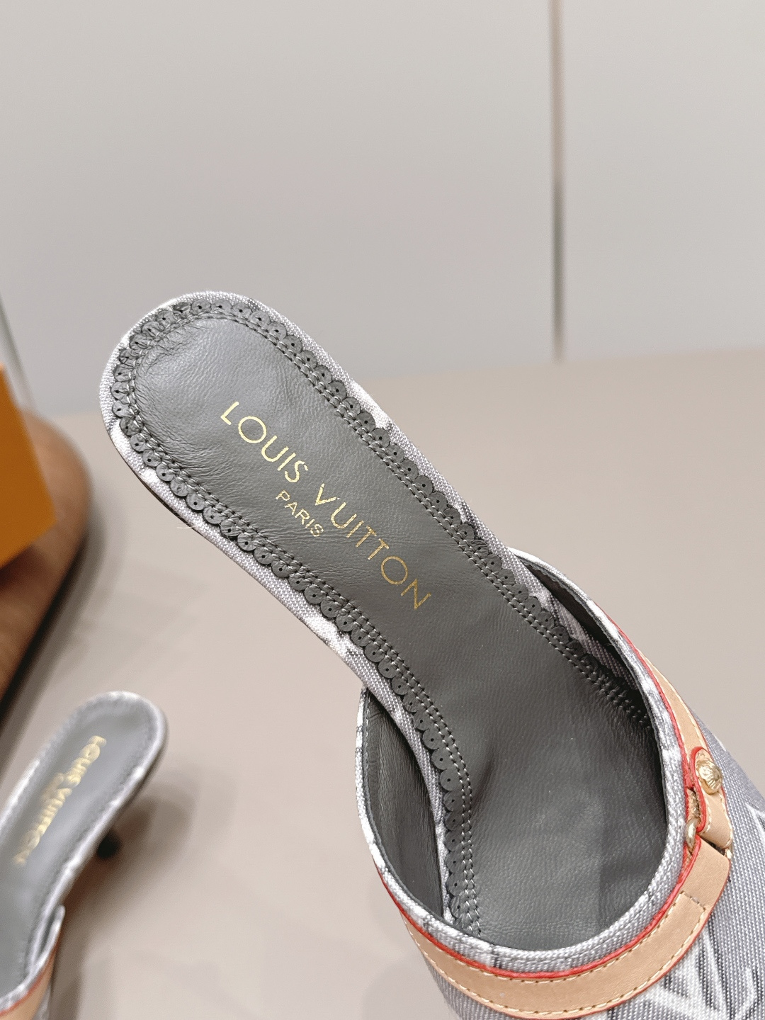 Celine Classic Luxury Leather Shoe Loafer Ref.474DB257 6