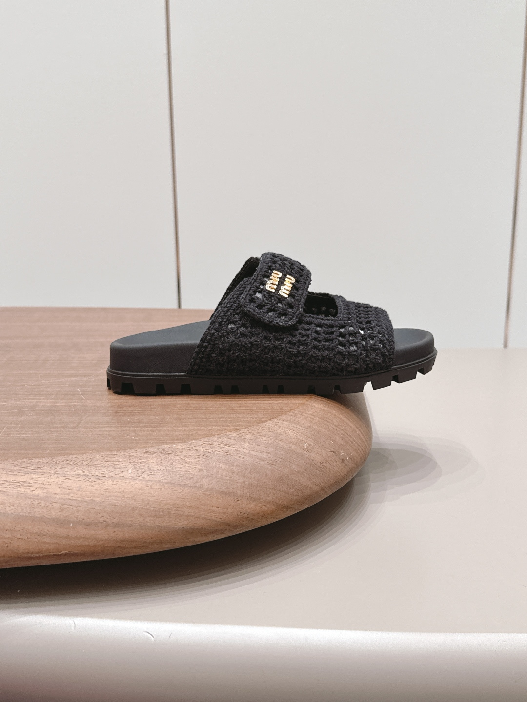 MIUMIU 2026 vs Spring/Summer latest runway blockbuster slide sandal 5