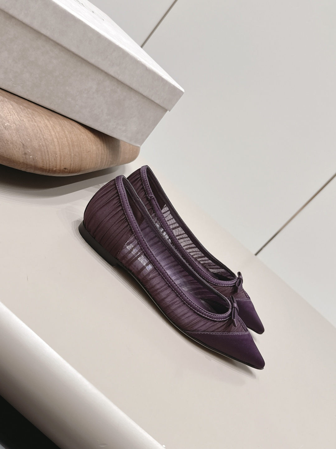 Jimmy Choo Classic Luxury Leather Shoe Loafer Ref 3