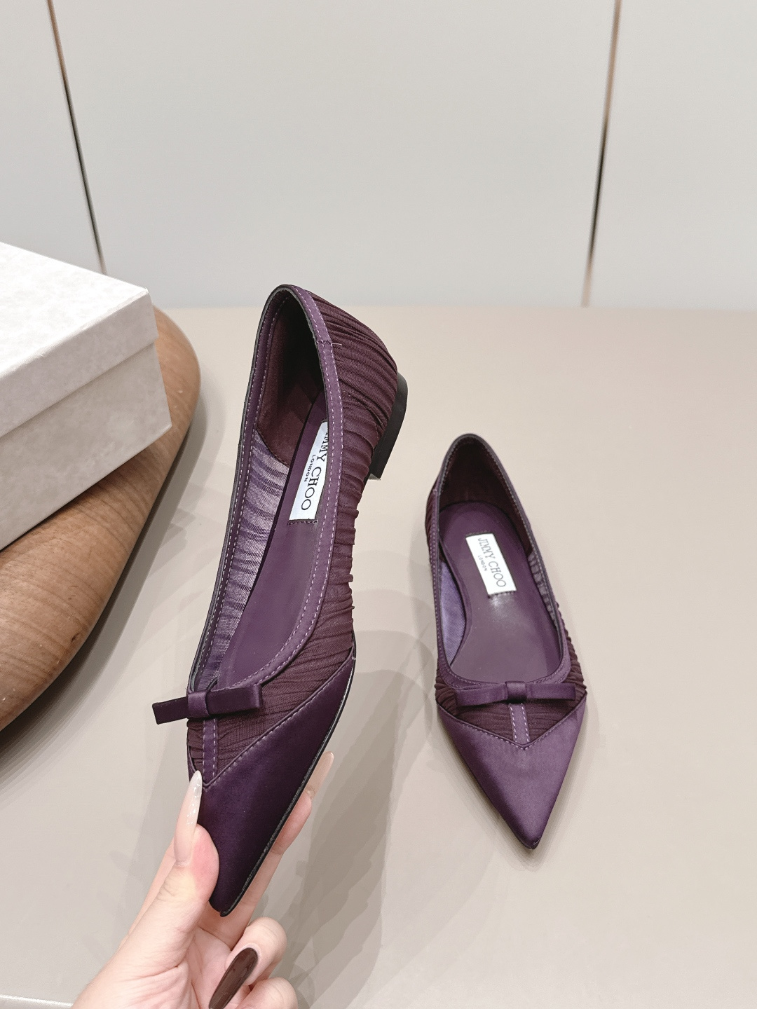 Jimmy Choo Classic Luxury Leather Shoe Loafer Ref 4