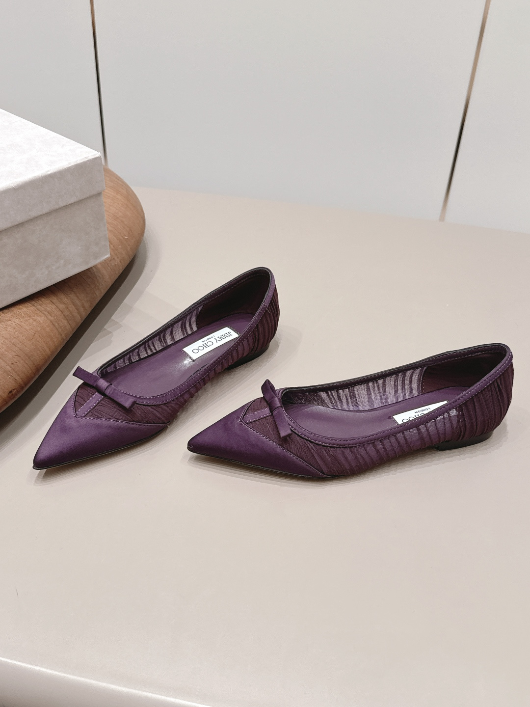 Jimmy Choo Classic Luxury Leather Shoe Loafer Ref 2