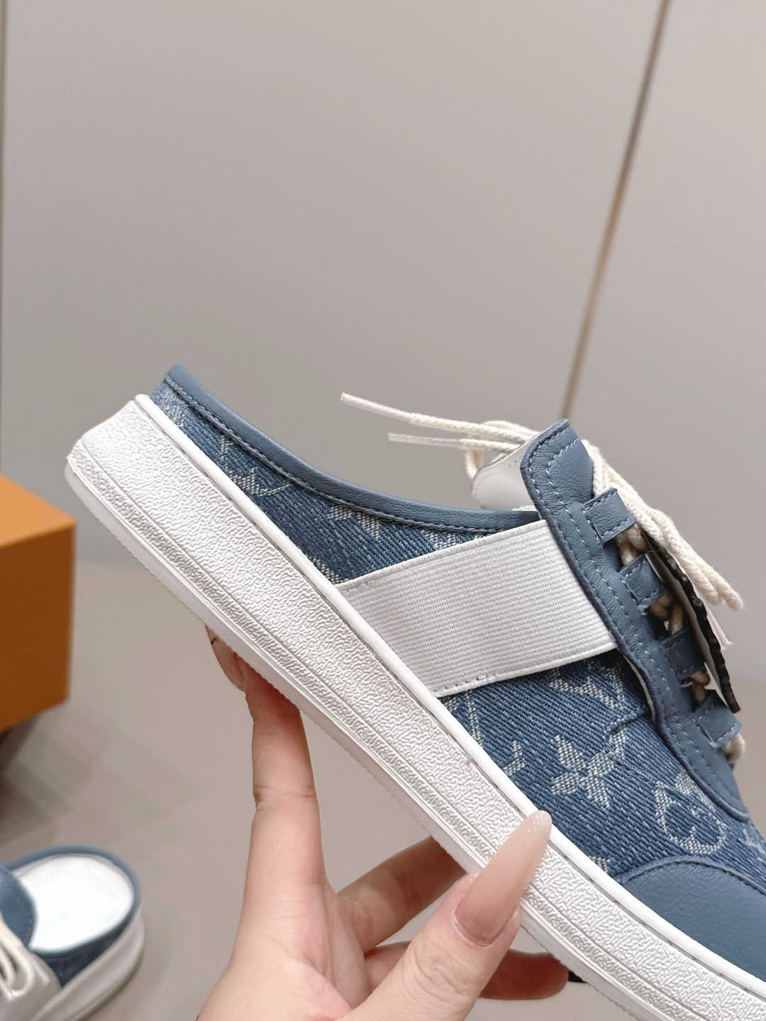 拼色半拖休闲鞋 8