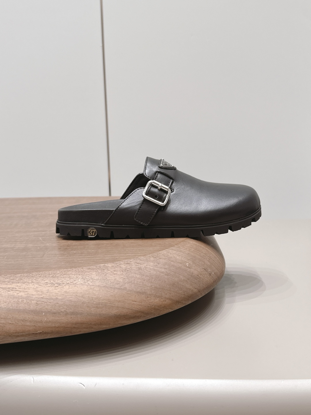 Maison Margiela Classic Luxury Leather Shoe Loafer Ref.3ED56AB3 5