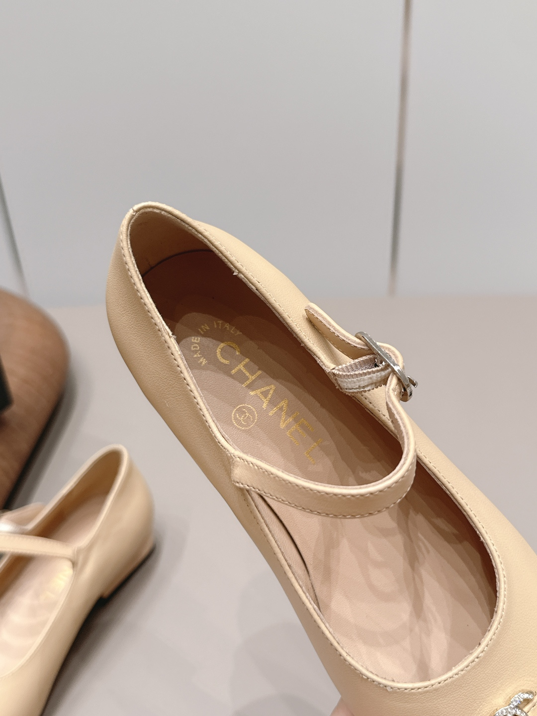 Chanel Classic Luxury Leather Shoe Loafer Ref 6