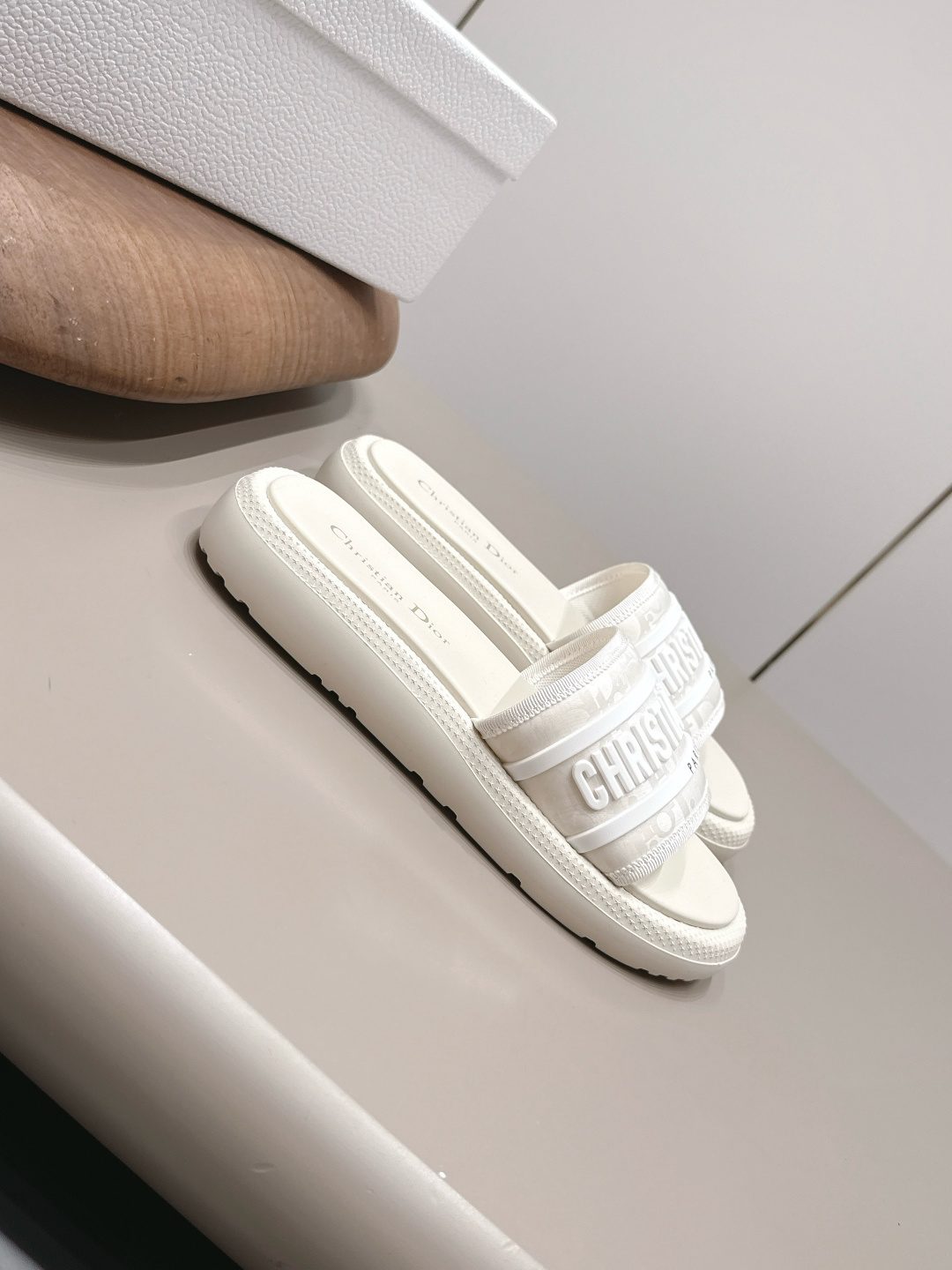 迪奥 Dior 经典高奢皮鞋鞋履高跟鞋 #CDDA42FF 3