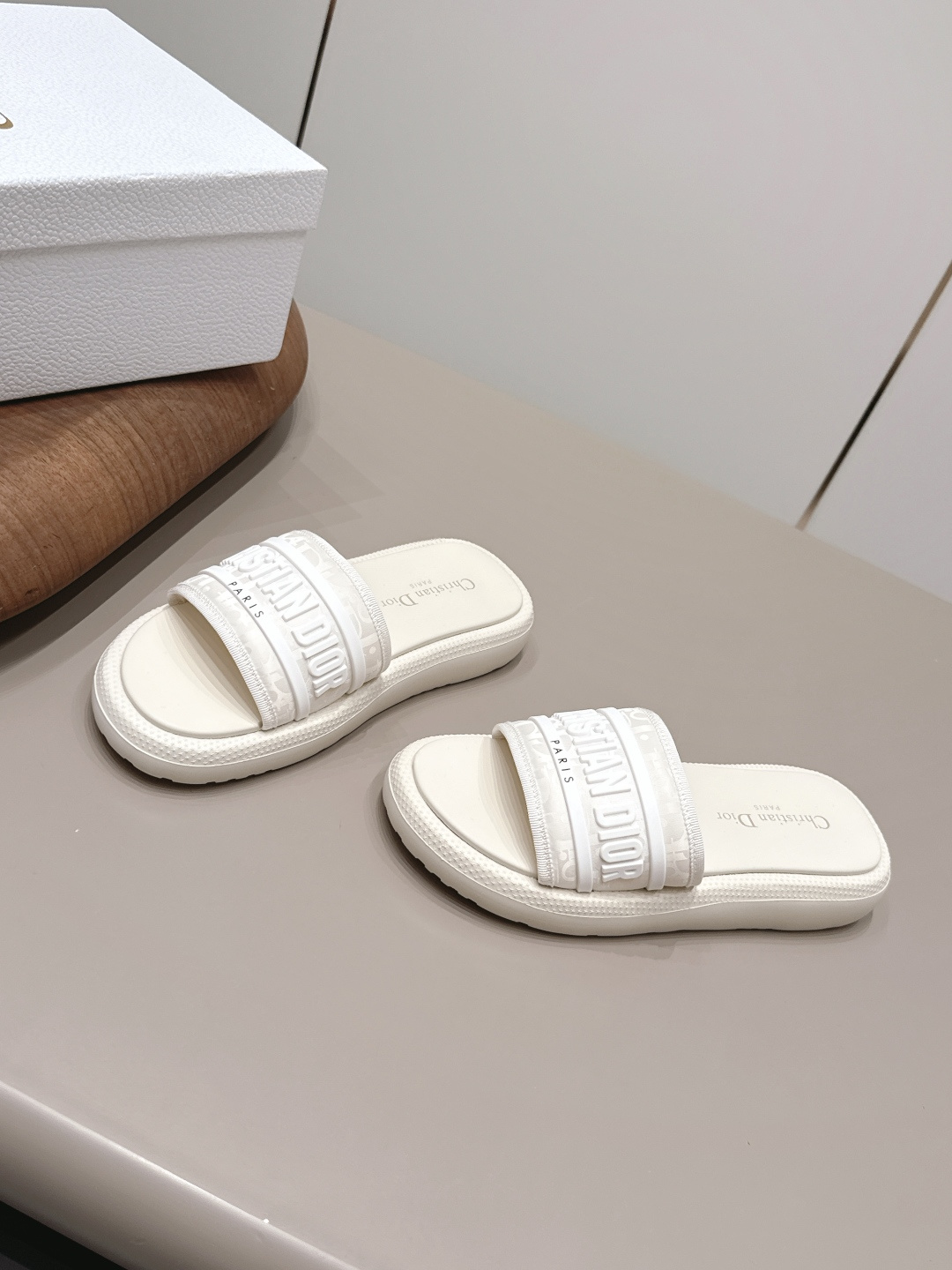 迪奥 Dior 经典高奢皮鞋鞋履高跟鞋 #CDDA42FF 2