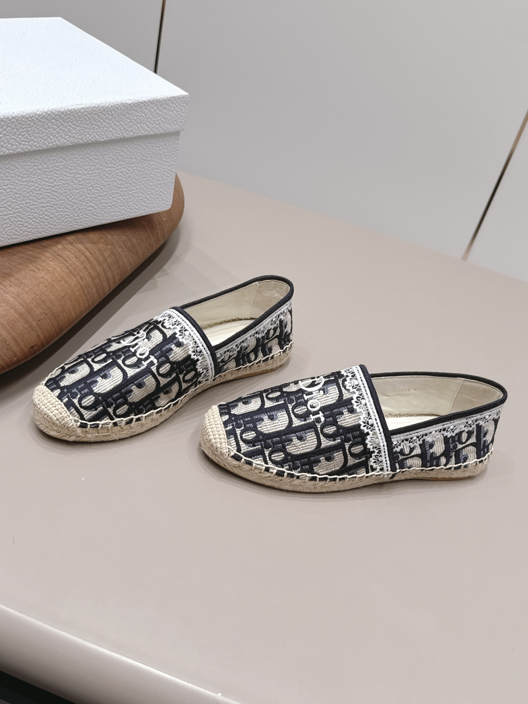 Dior Classic Luxury Leather Shoe Loafer Ref.77082E7B 2