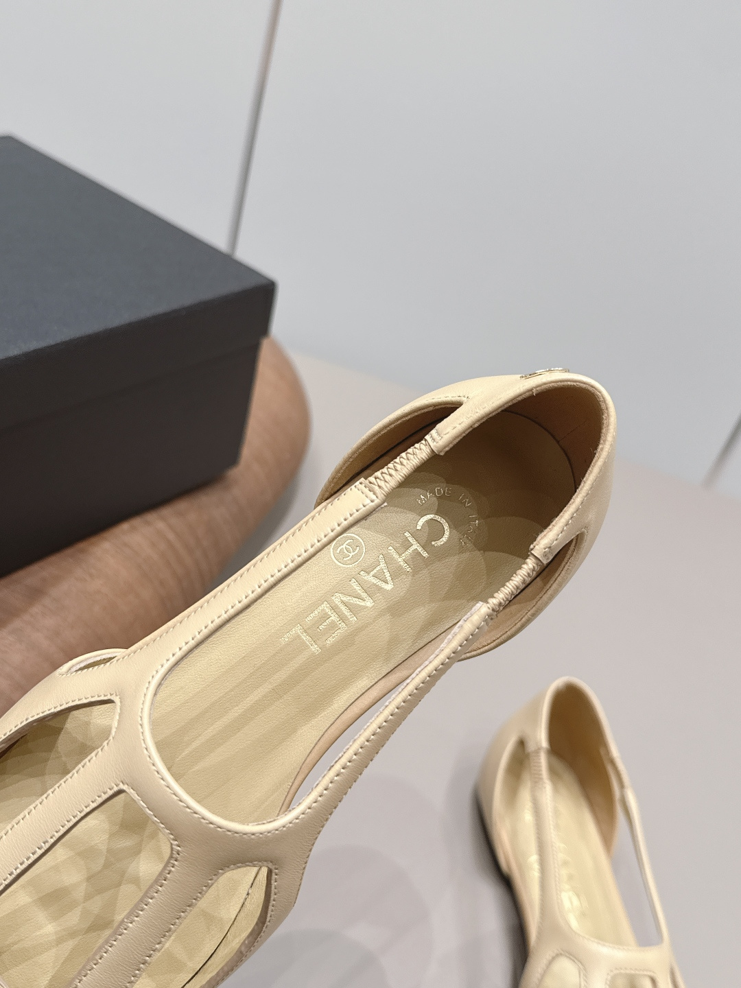 Chanel Classic Luxury Leather Shoe Loafer Ref 7