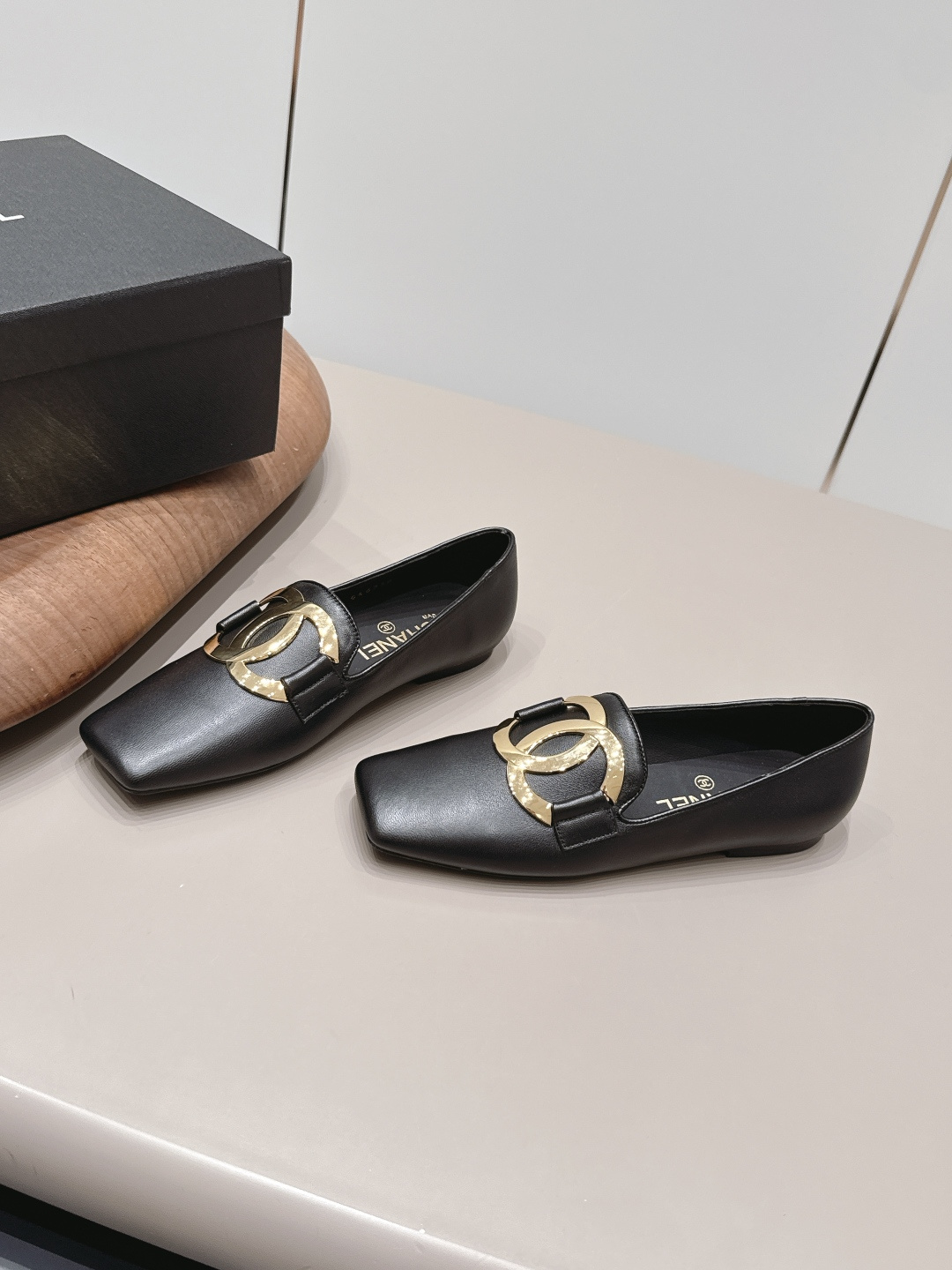 Chanel Classic Luxury Leather Shoe Loafer Ref.5EC24DB7 2