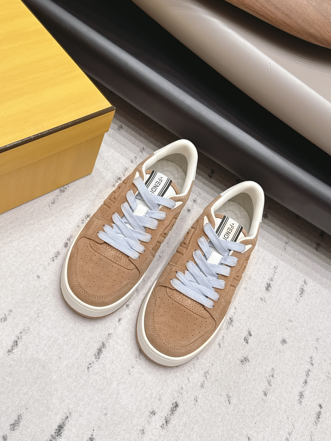 Fendi Sneakers