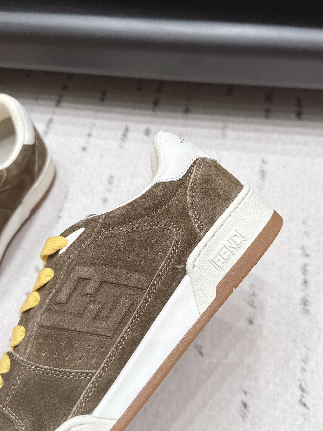 Fendi Sneakers