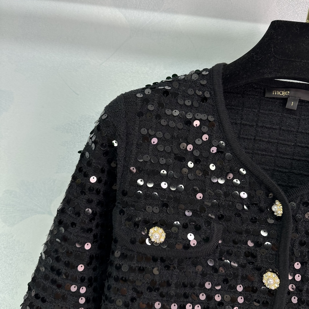 P874 One-Size-Fits-All Female Suit with Maje 2025 Dress and Crocheted Shirt - 图片 3