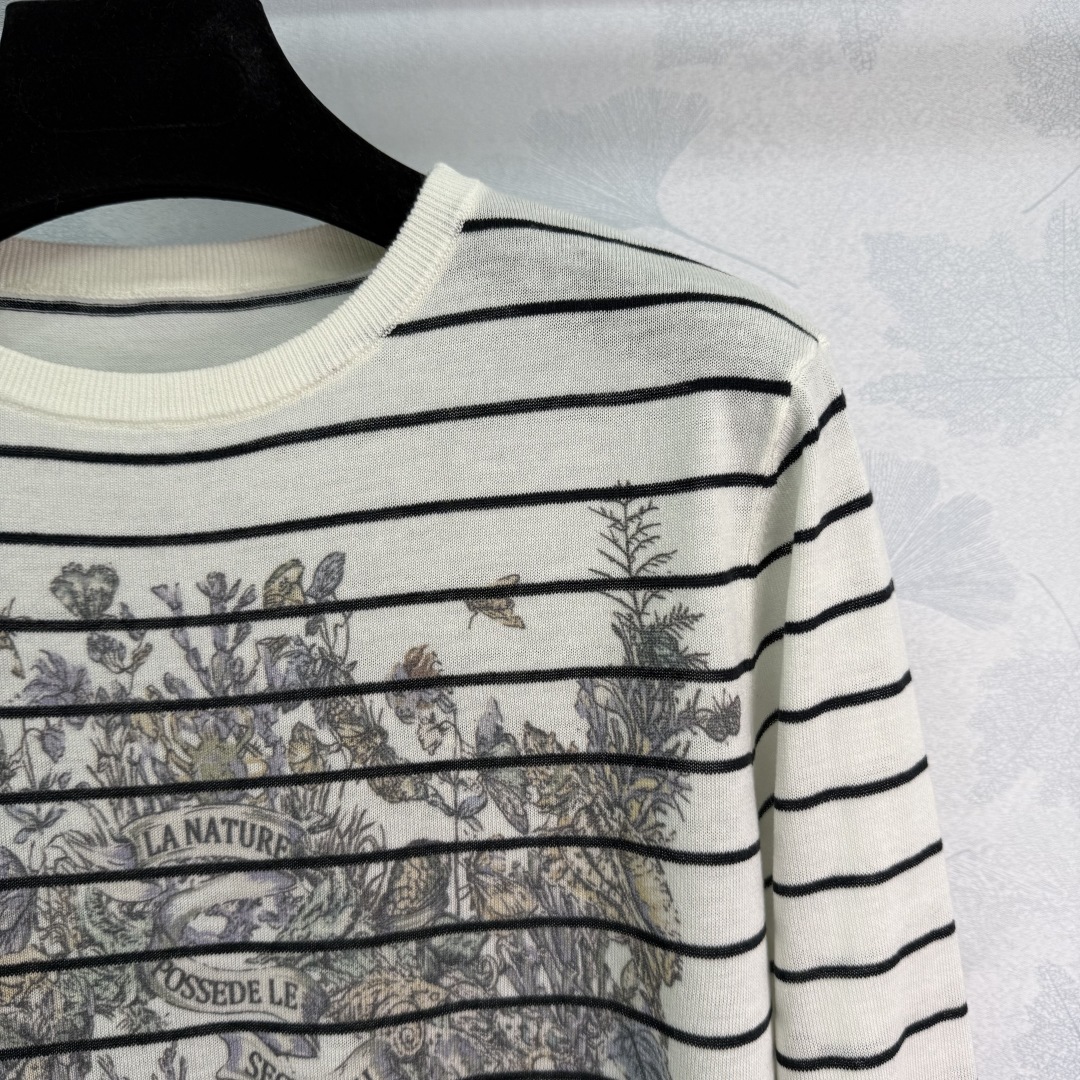 Stylish P451 Women’s Suit with Striped Design for Spring 2025, Elegant and Attractive. - 图片 2