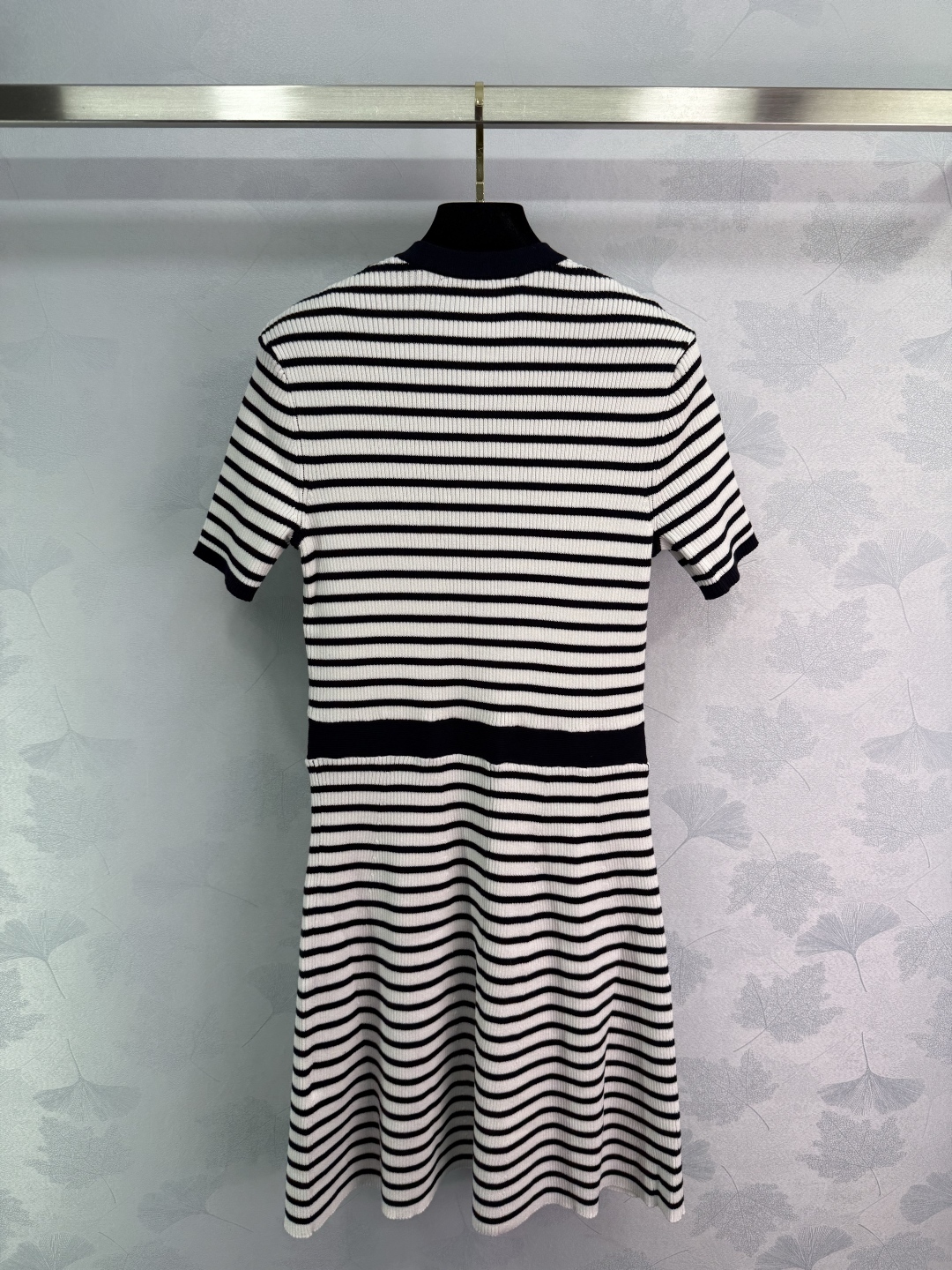 P702 Original Hardcore Female Striped Collar Dress in Maje 25 Morning Spring Collection - 图片 9