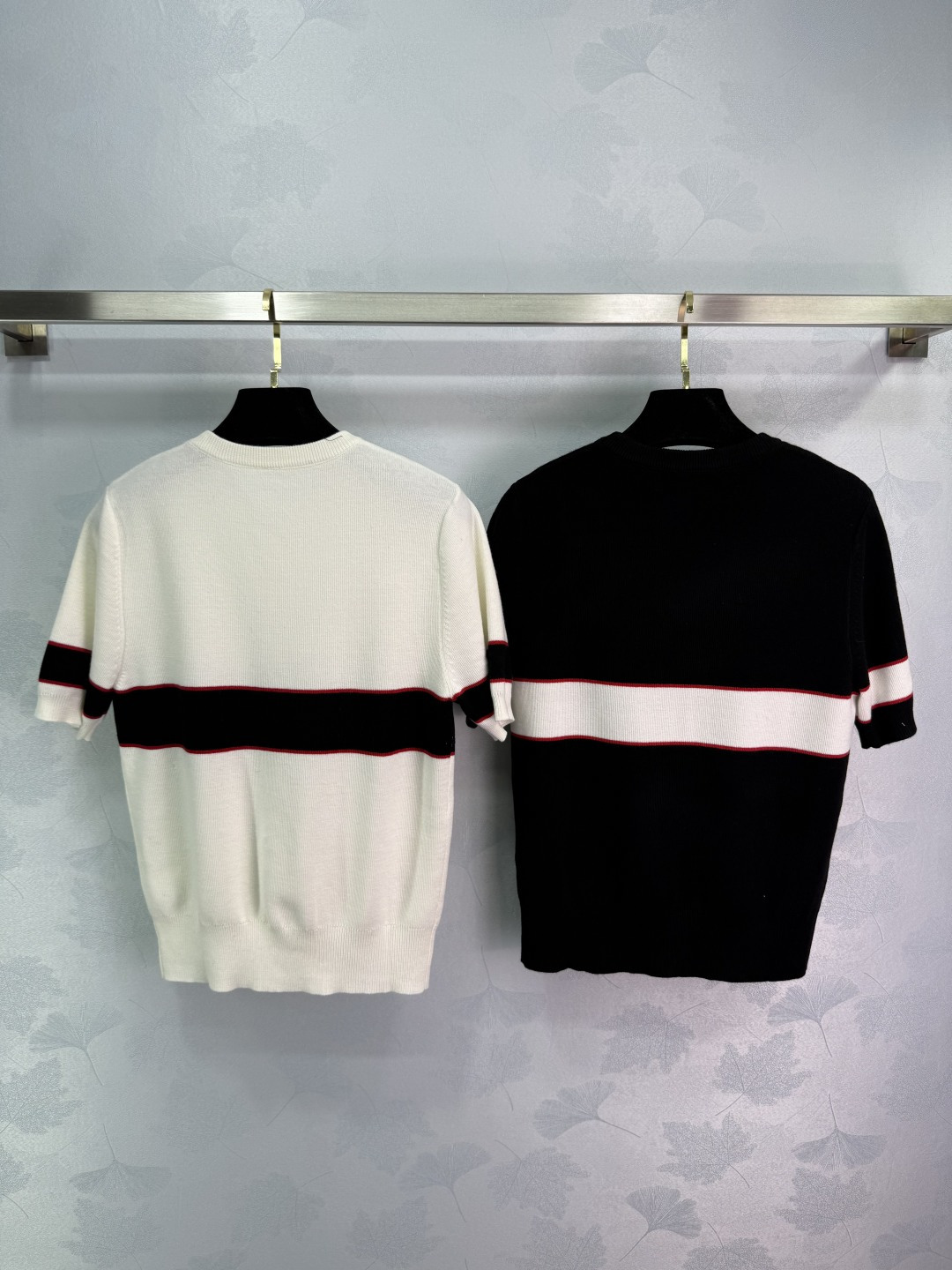 Original Scootered Women’s Suit by Givenchy: Spring/Summer 25 Collection Highlights Classic Design - 图片 8