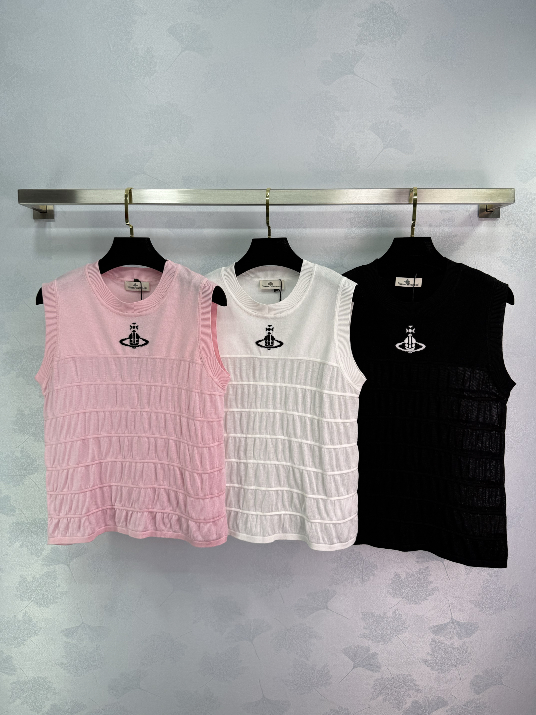 “Versatile Summer Outfit: P334 Knitting Vest with Simple Embroidery, 3 Colors Available”