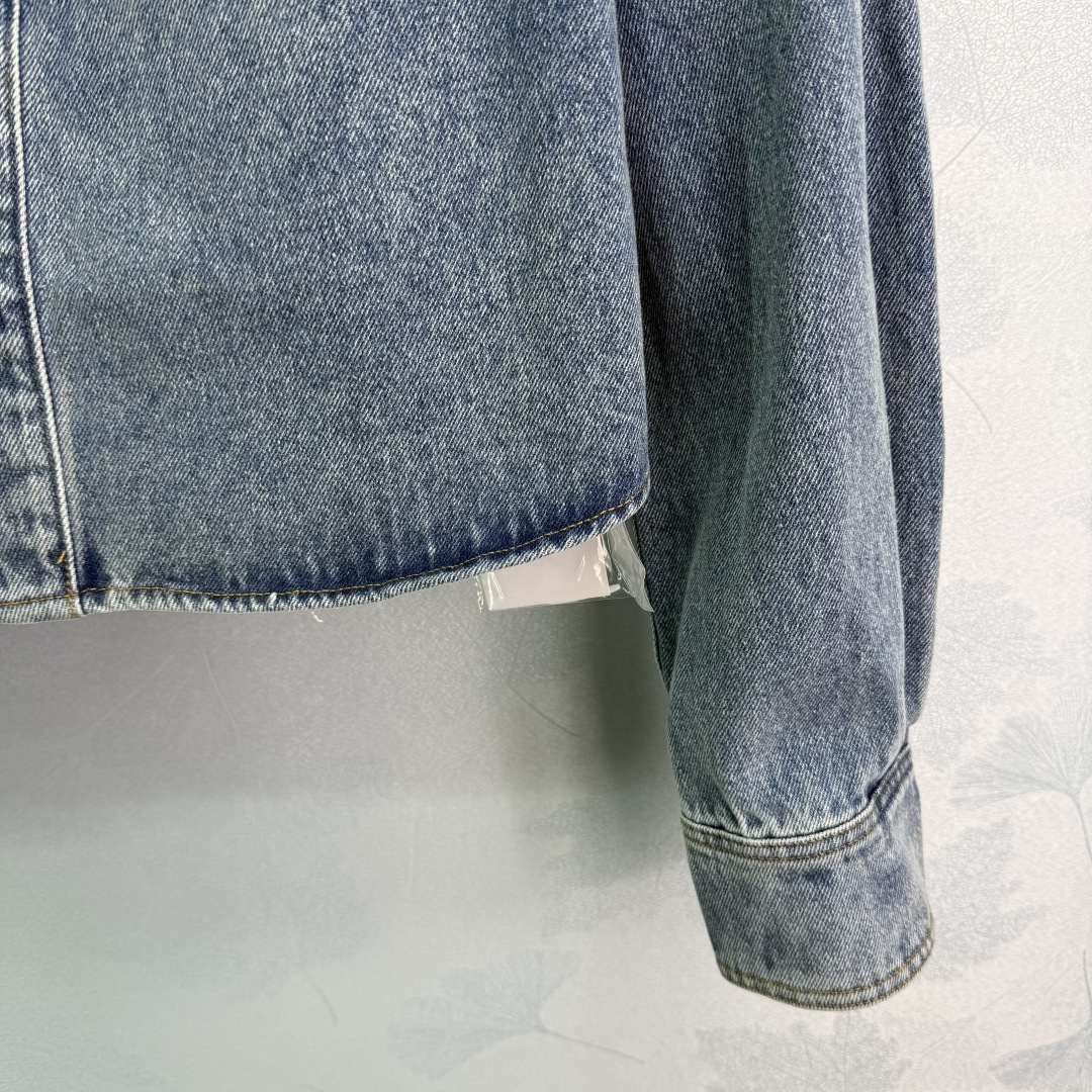 Stylish Customized Cowboy Shirt Coat with Unique Details and Branding - 图片 7