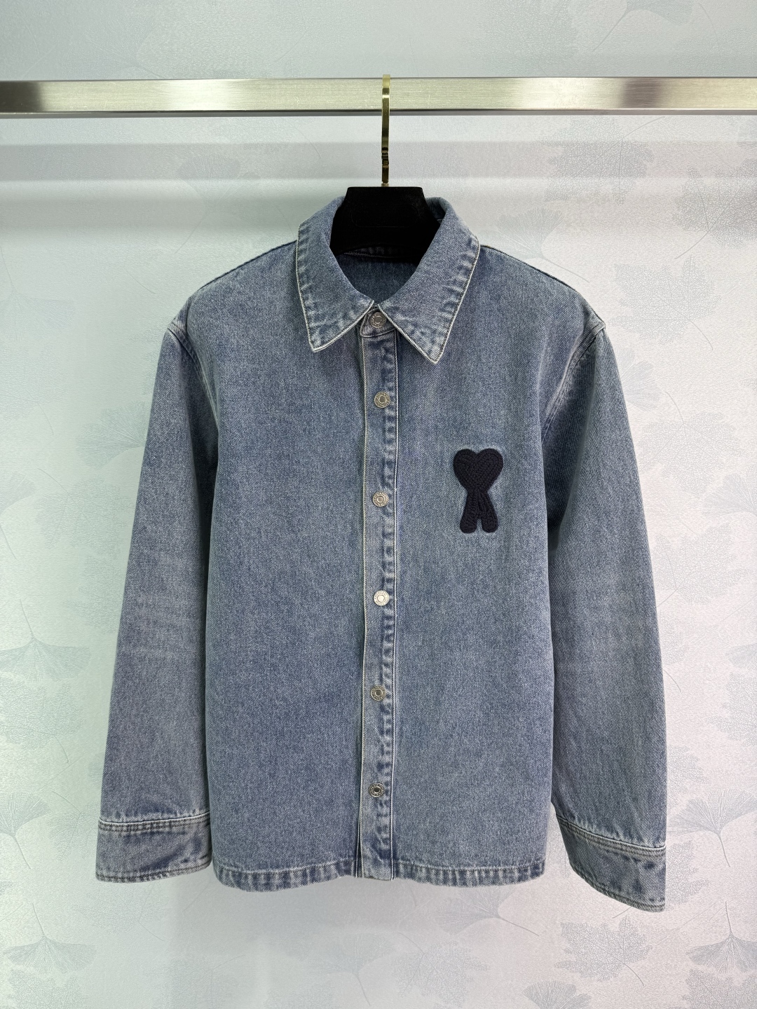 Customized High-Temperature Cowboy Shirt with Stylish Embroidery and Deep Blue Color - 图片 1