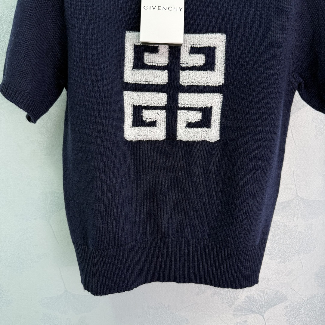 Women’s Classic Brand Logo Suit with 3D Flower Decorations for Spring and Summer. - 图片 7