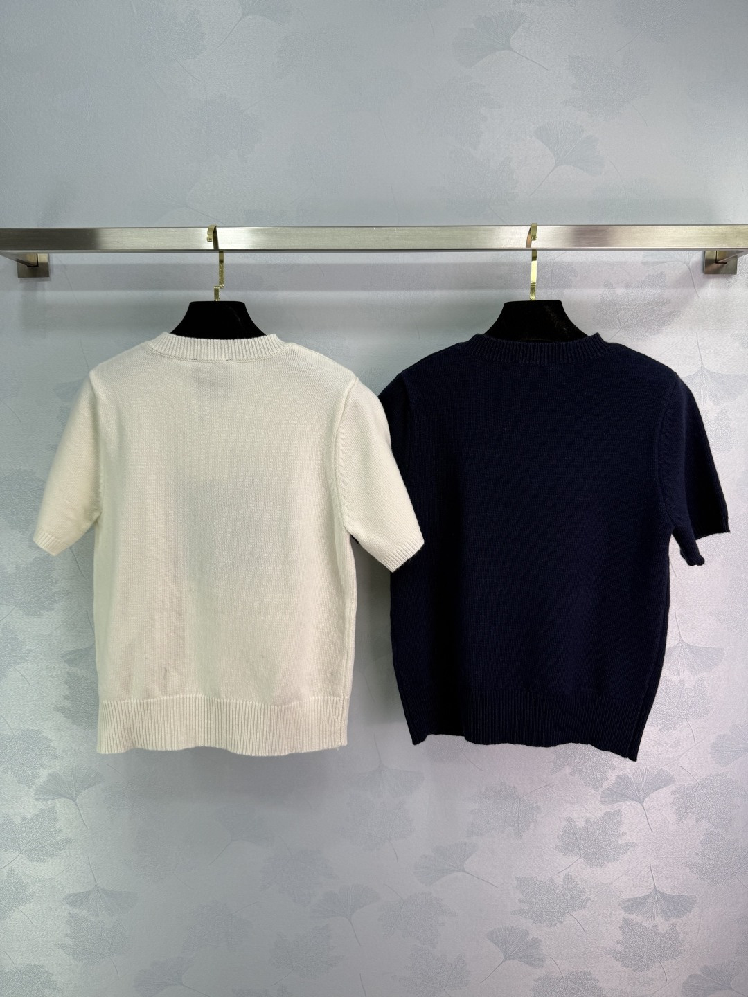 Women’s Classic Brand Logo Suit with 3D Flower Decorations for Spring and Summer. - 图片 9