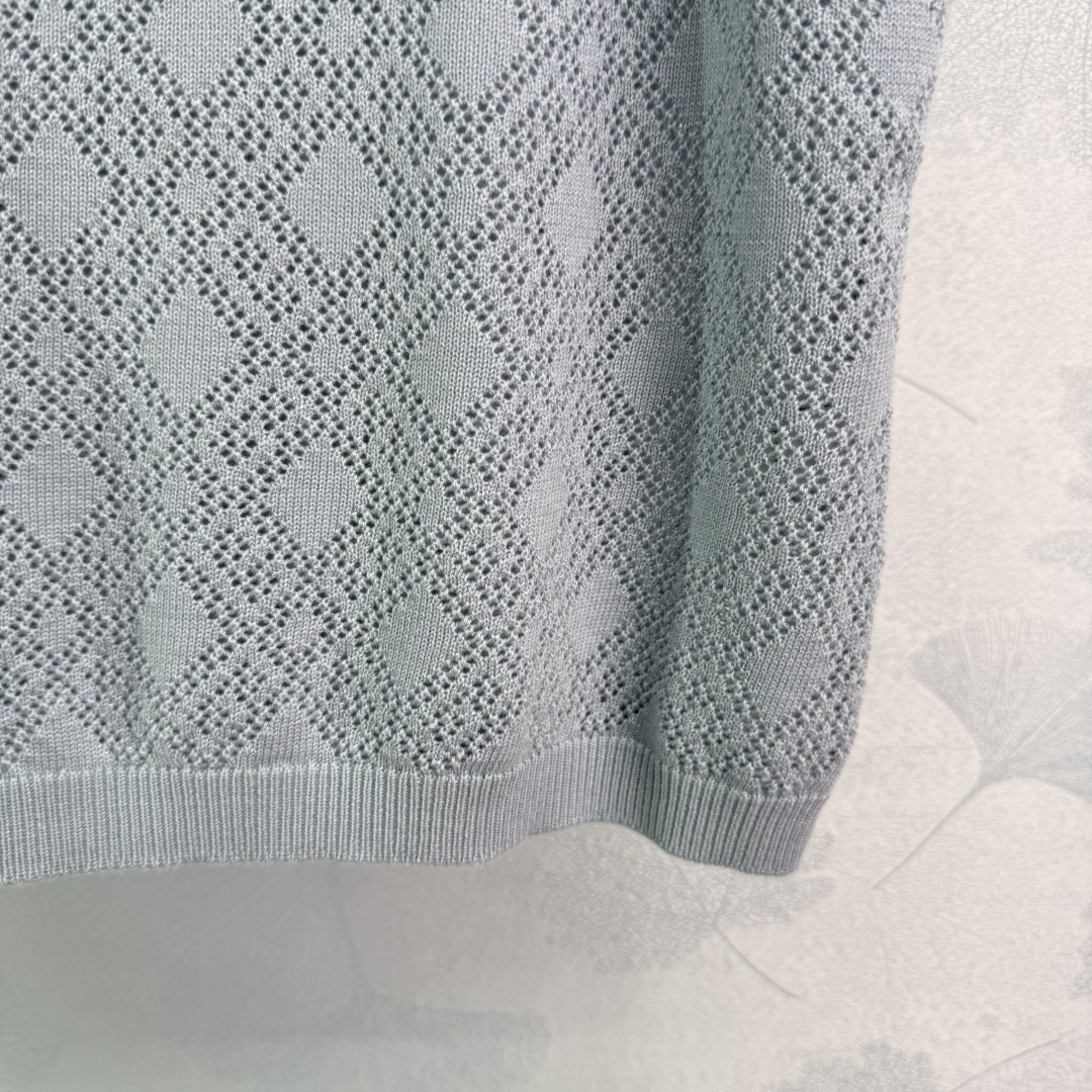 “Versatile P368 Dress with Zhuiji San 25 Pack and U-Collar Vest Launch” - 图片 7