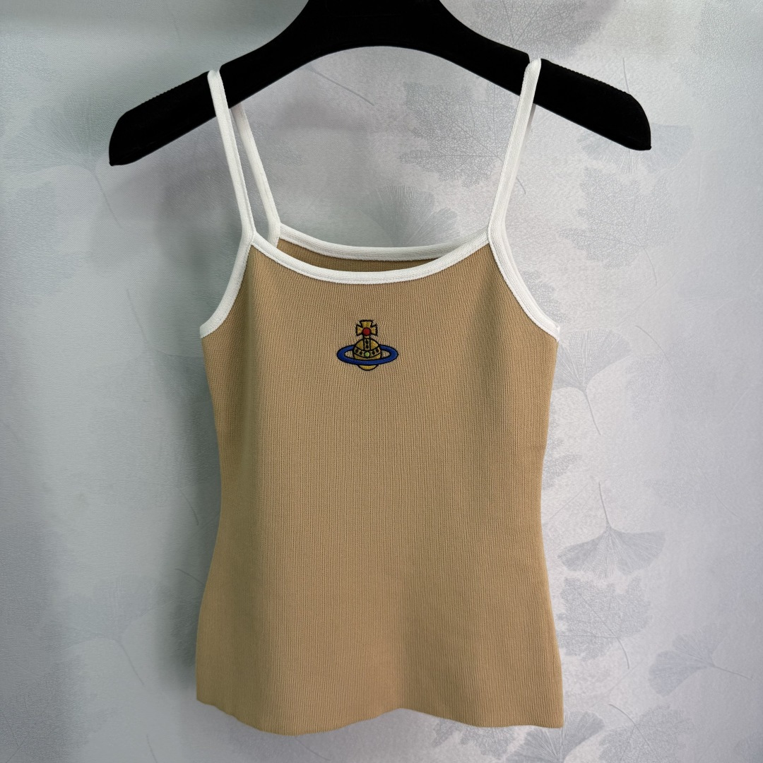 “Vivienne Westwood Queen Saturn Embroidered Suit: Classic Design for Versatile Style” - 图片 7