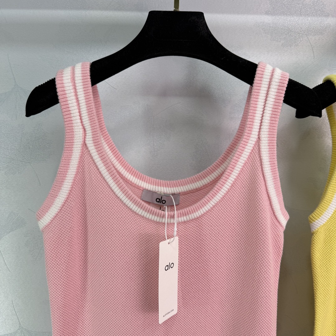 “Classic Pink Knitted Dress: Comfortable One-Size-Fits-All for Summer Occasions” - 图片 2