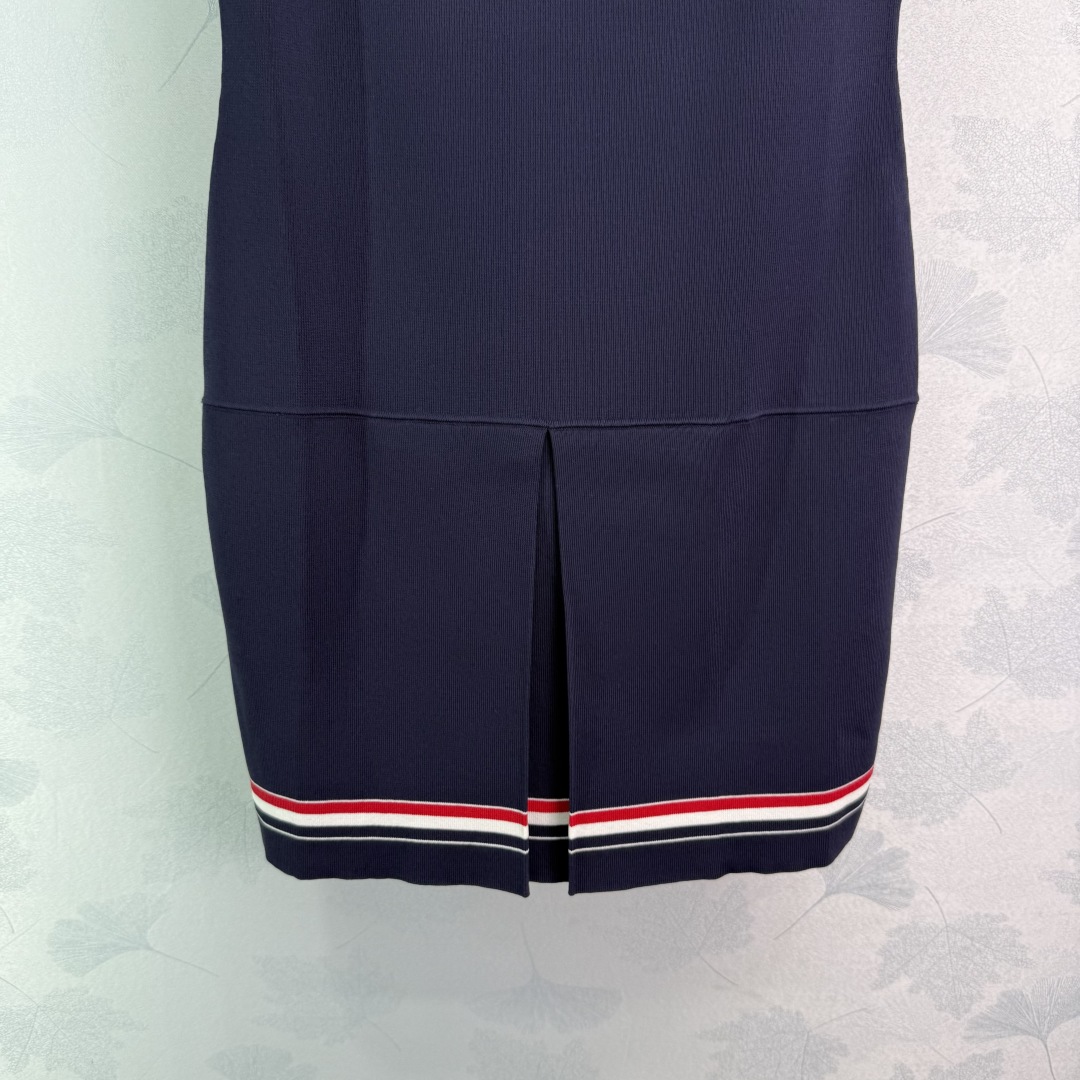 Classic Red, White, and Blue Scavenger Dress for Multiple Occasions - 图片 6