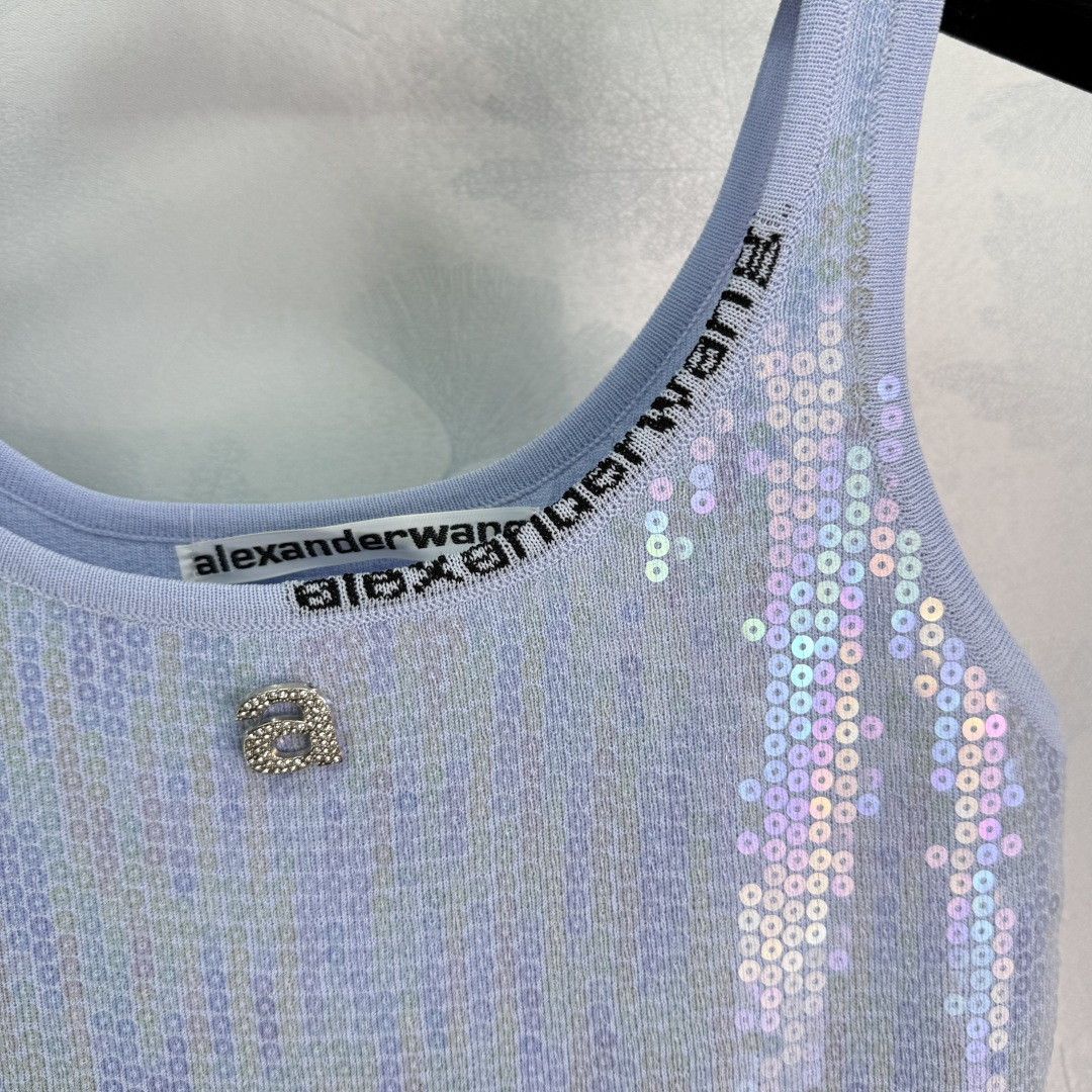 “Versatile P334 Women’s Suit: New Knit Vest with Embroidered Logo, Classic Design” - 图片 6