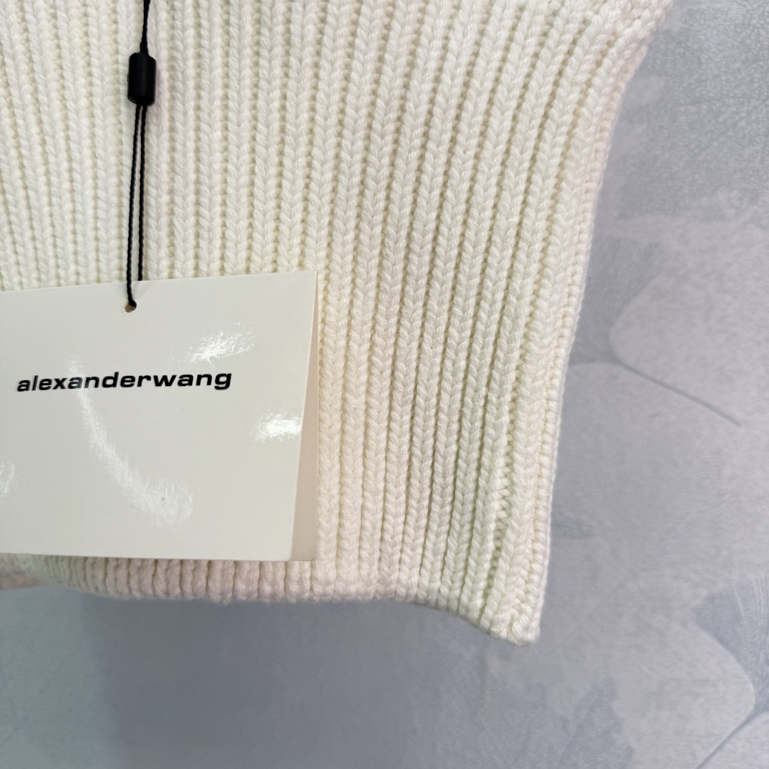 “Alexander Wang King’s Knit Vest: P368 One-Size Summer Dress, Soft White, Classic” - 图片 7