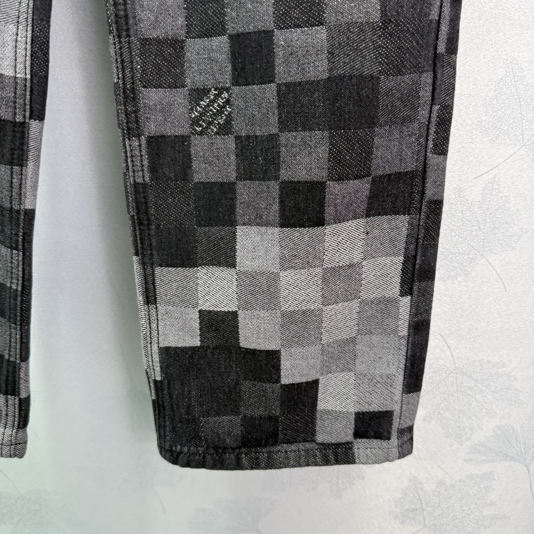 New Louis Vuitton P460-Square Female Suit: 3D Damier Flower Pattern, Versatile Fashion Style - 图片 6