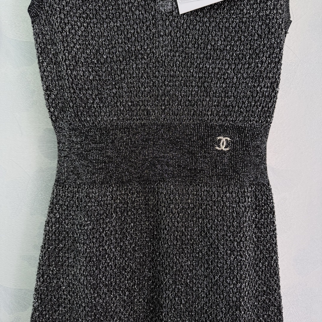 Chanel Sleeveless Knit Polo Dress - Elegant Summer Style in Multiple Colors 7 cmp i1746727709046 3145 0 6