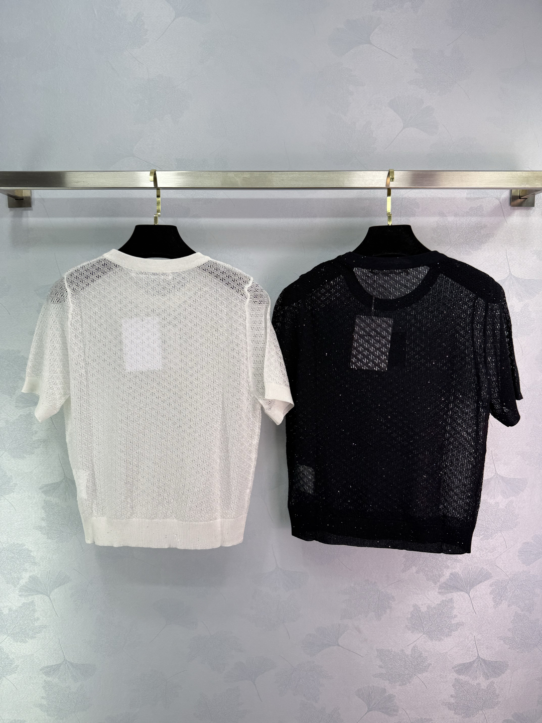 Stylish One-Size-Fits-All Dress with Alexander Wan Shirt – Summer Smudge Design - 图片 9