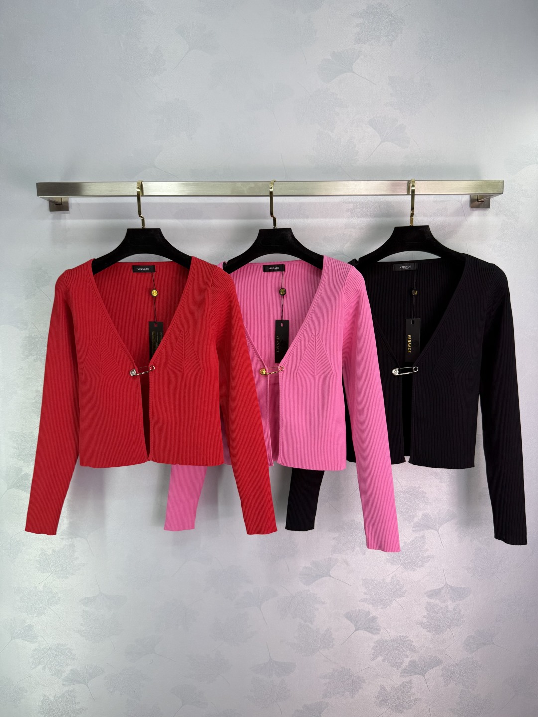 “Stylish Safety Pin Crocheted Pelican Elements Pyro-Coated Fabric – SML Sizes Available” - 图片 1