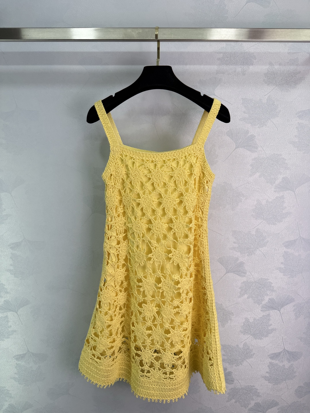 Maje*25 French Suit: Original One-Size-Fits-All Design with Radiant Elements - 图片 9