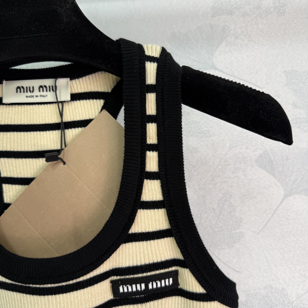 [Miu Miu Women