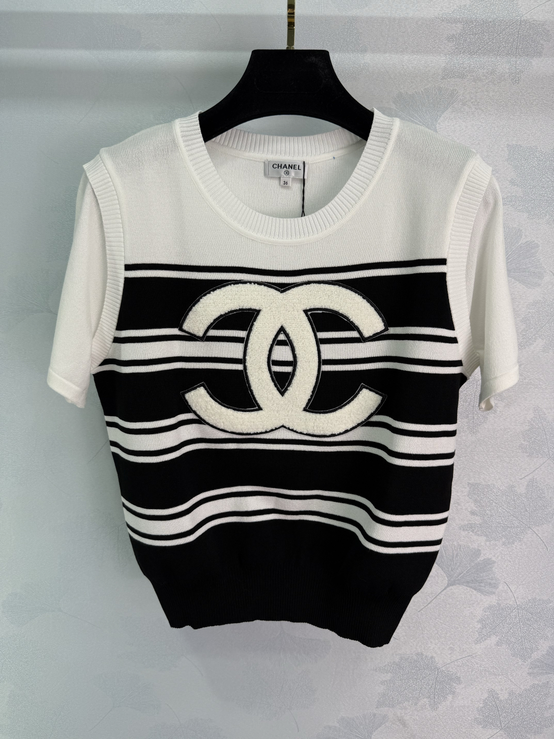 [Chanel Women