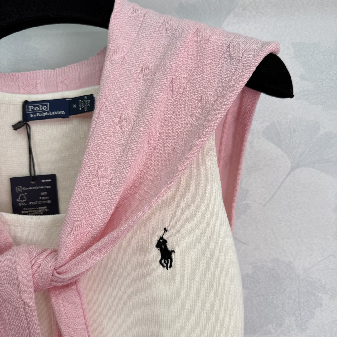 “P391 Female Suit: Pink Knitted Shawl Skirts, White Vests, Comfortable and Stylish” - 图片 3