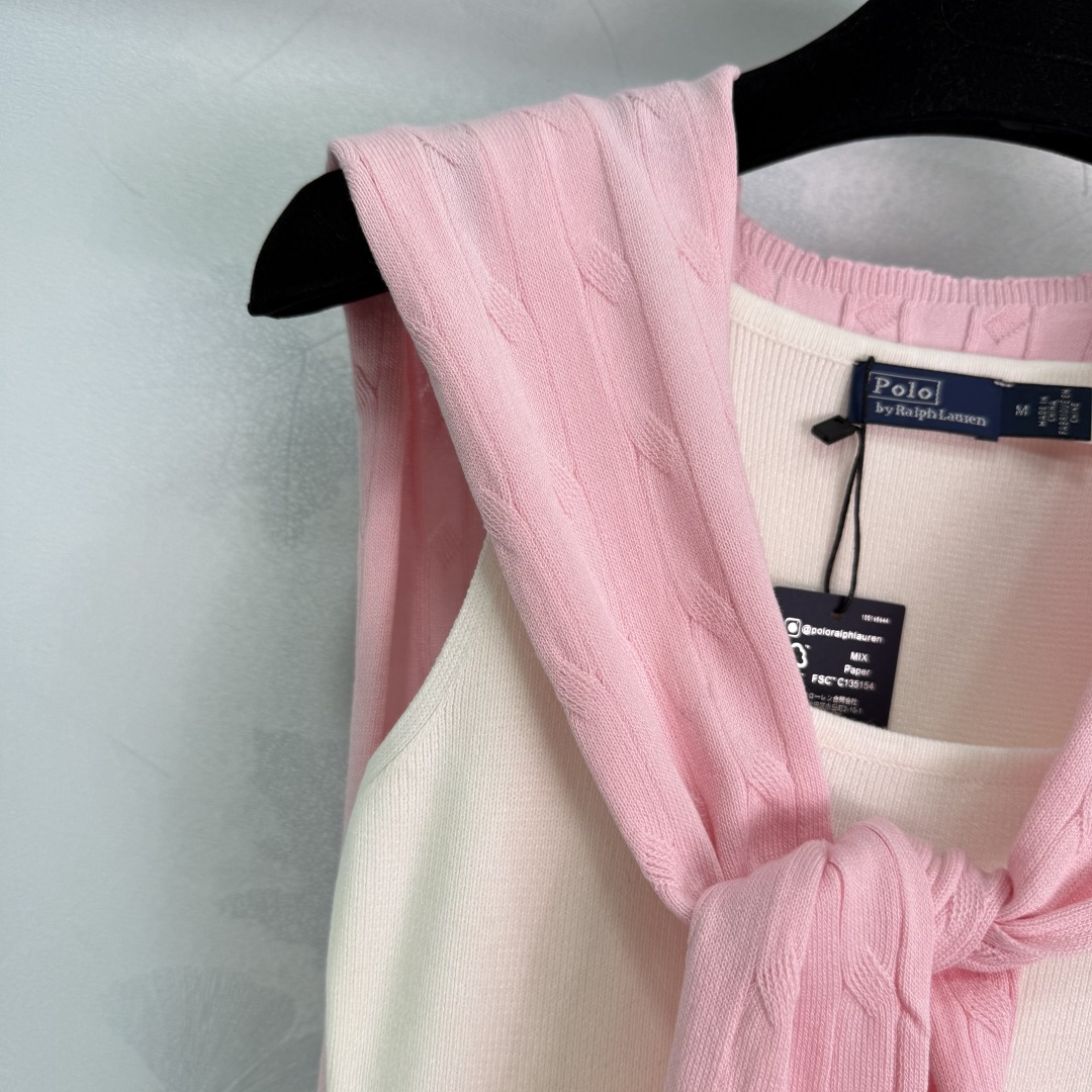 “P391 Female Suit: Pink Knitted Shawl Skirts, White Vests, Comfortable and Stylish” - 图片 4