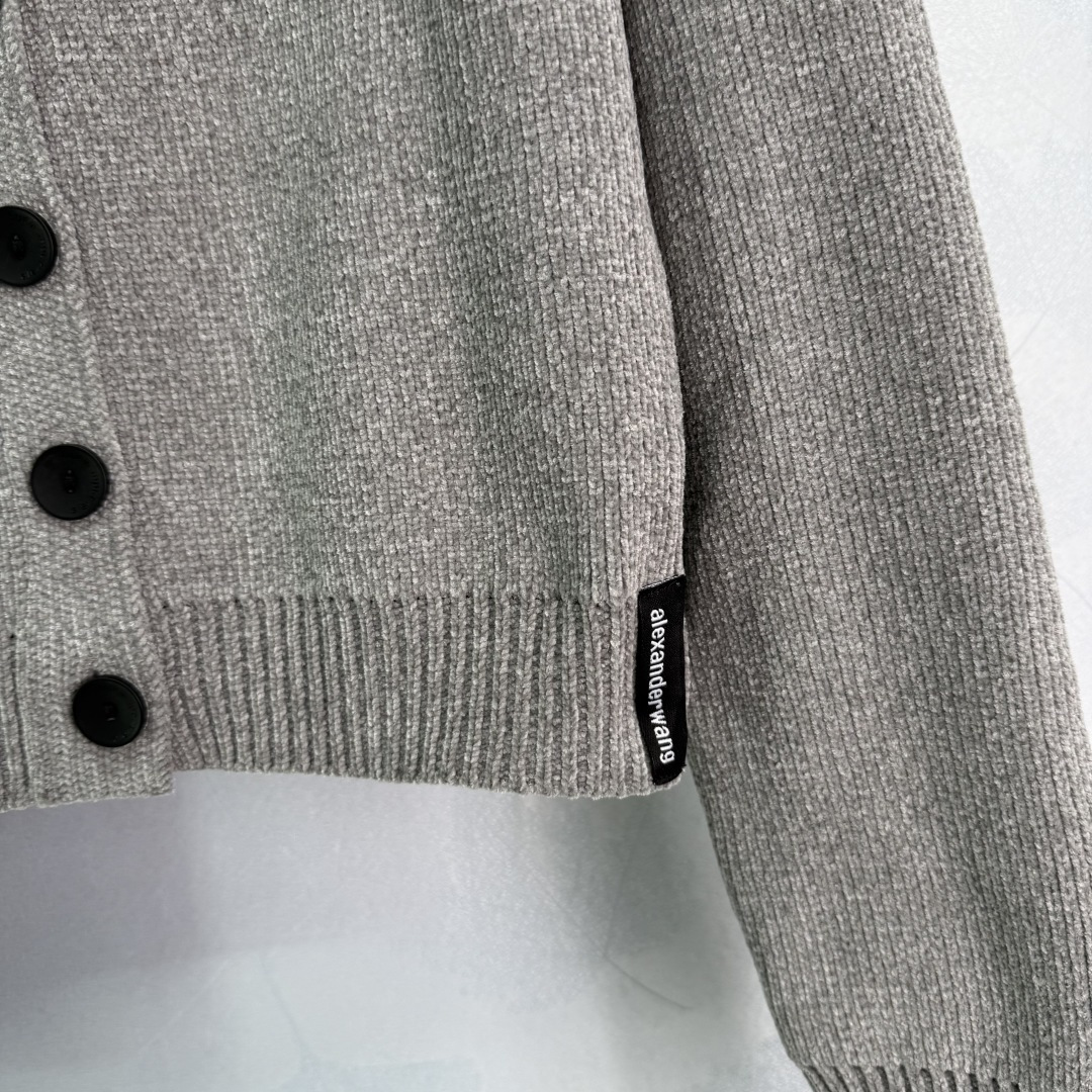 “Alexander Wan P504 Female Suit: Autumn 2025 Series with Wool Twirling Materials, High-Intensity Style, Customizable Design” - 图片 7