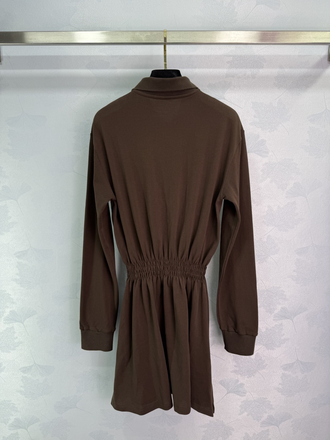 New Miu 25SS Women’s Suit: College Embroidered Shirt Dress with Loose-Head Design - 图片 9