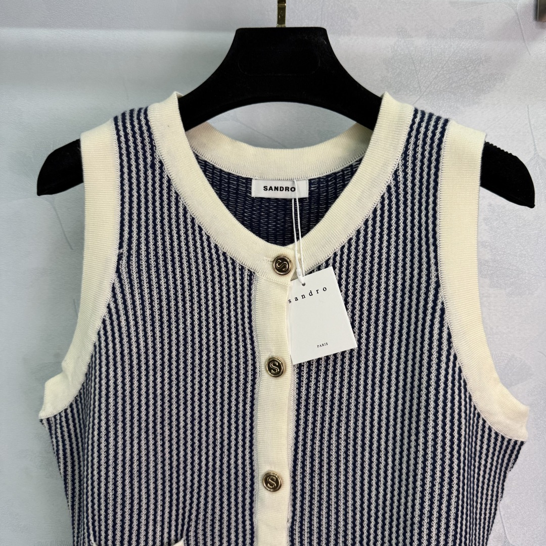 “Unique Female Suit: P529 Original Design with Accelerator Sandro*25, Collage Style, Versatile Makeup” - 图片 5