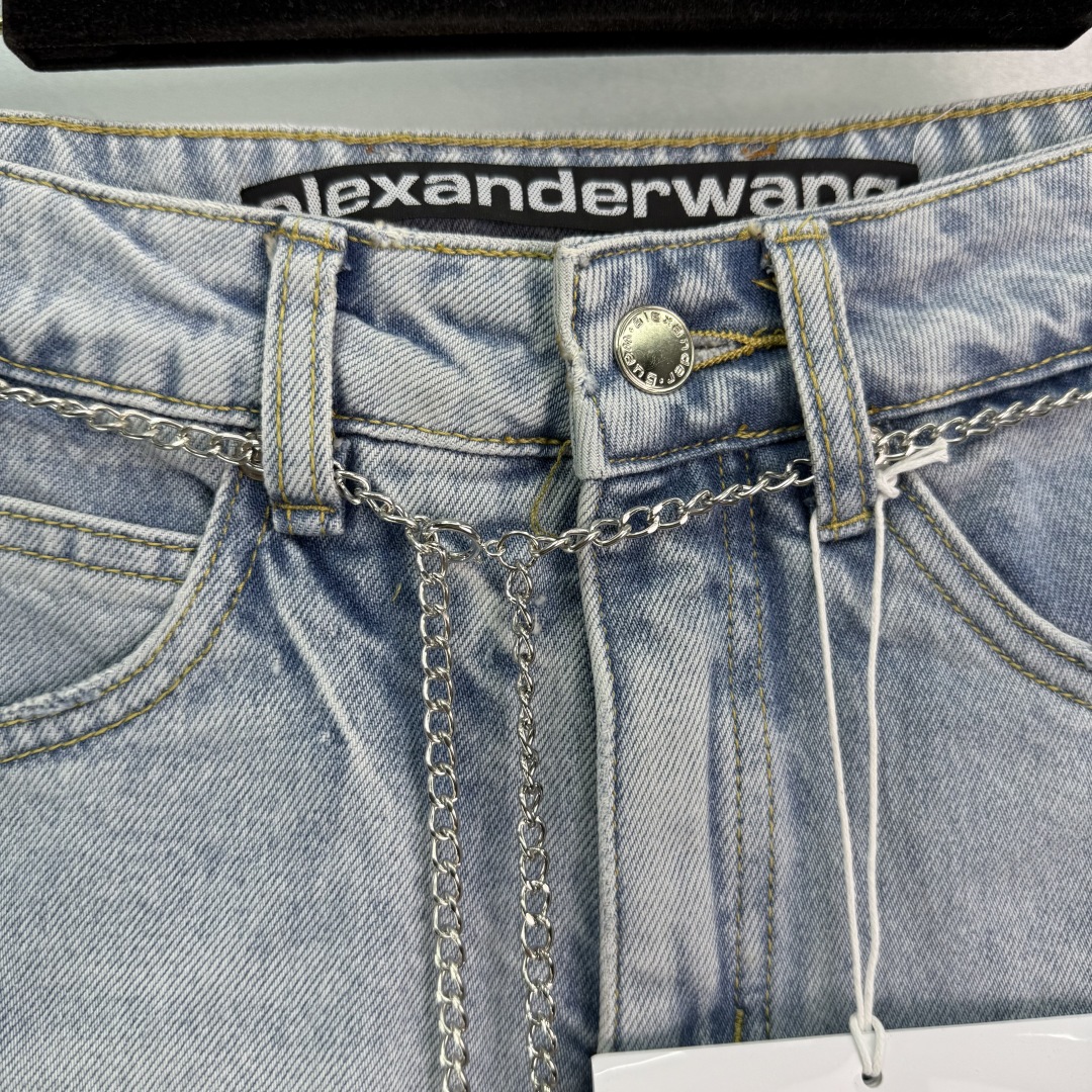 Stylish P368 Dress: High Waist, Cowboy Shorts, Logo-Chain Decorations, One-Size Fit. - 图片 4