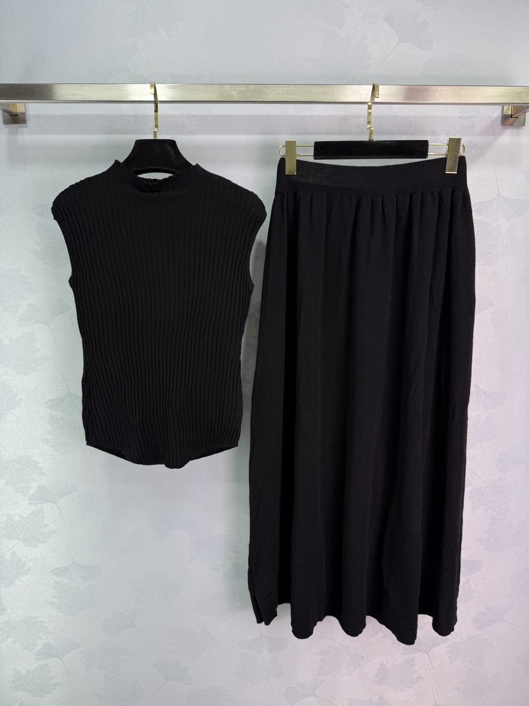 “2025 Summer Female Suit: One-Size-Fits-All with Embroidery and Trendy Design” - 图片 9