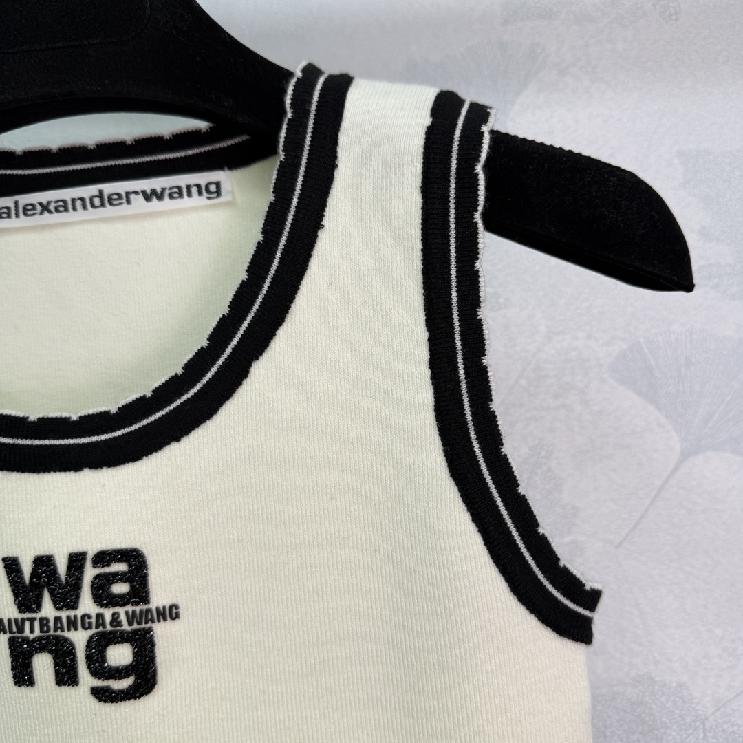 2025 Spring/Summer P322 Female Suit: Custom Wool Line, Stylish Design, Logo Pattern. - 图片 5
